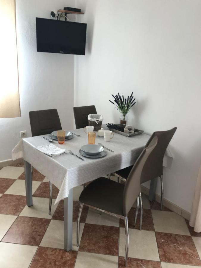 Apartments Angela Primošten Dış mekan fotoğraf