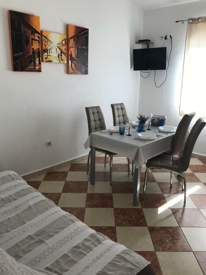 Apartments Angela Primošten Dış mekan fotoğraf
